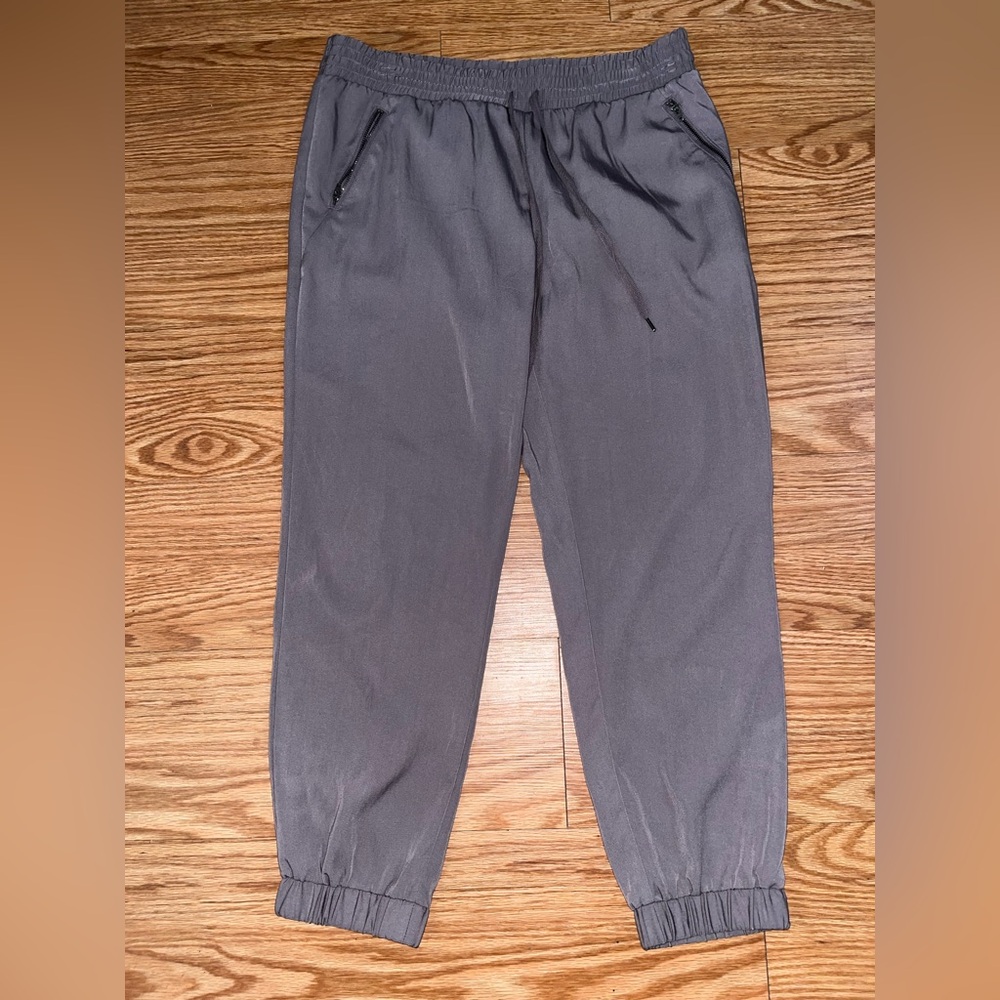 Women’s Gray Jogger Pants